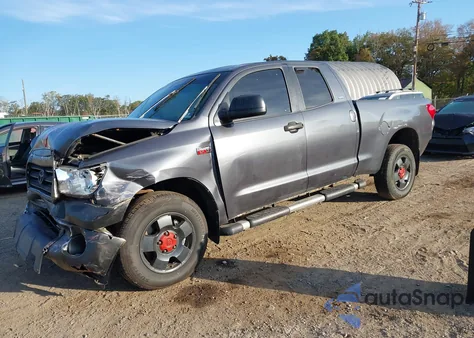 2008 Toyota Tundra Base 5.7L V8 из США, поврежденный, VIN 5TFBV54188X054417